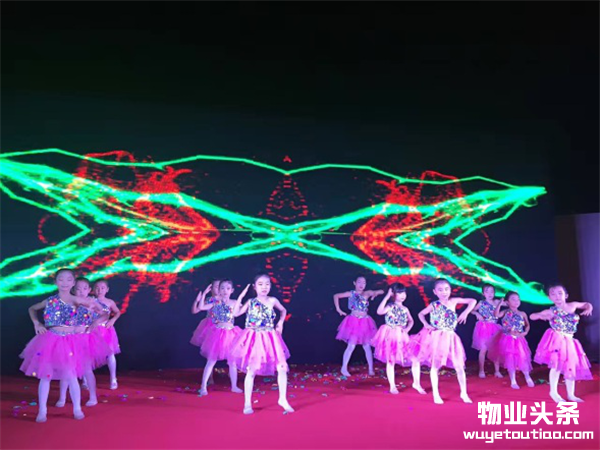 合肥万科物业第二届睿联盟朴里节暨庆中秋活动隆重启幕