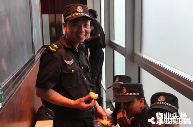 点击打开原图