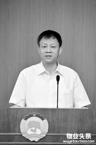 省政协常委赖应辉代表省农工党发言