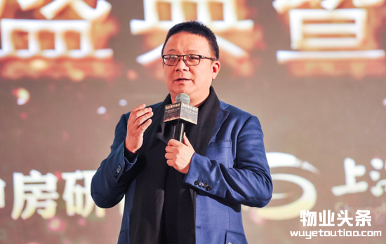 易居中国董事局主席兼CEO、乐居控股联席董事长 周忻