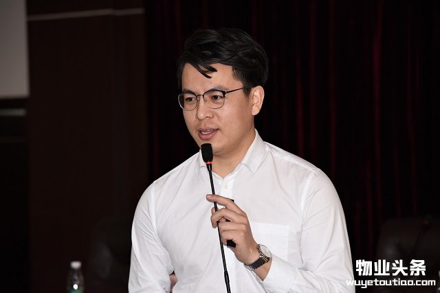 金牌讲师尤小光讲课