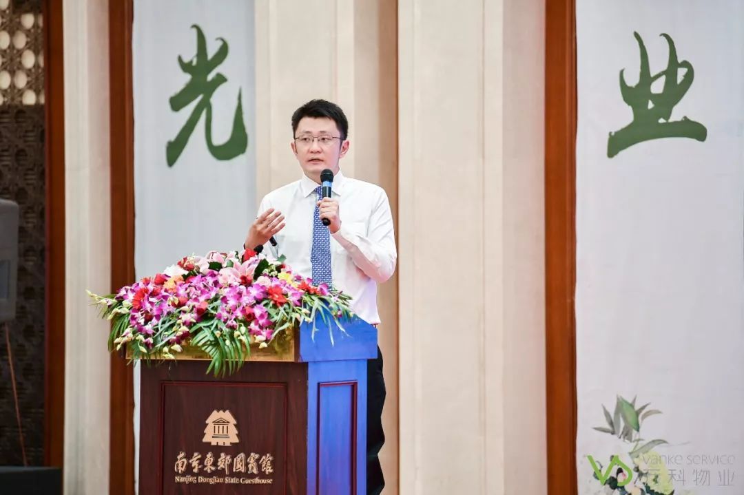 万科物业推行阳光社区 将惠及300多万户家庭