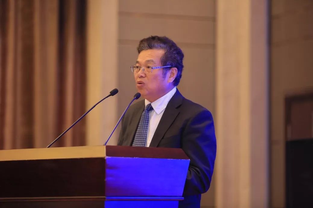中国物协标准化工作委员会第二届第一次全体会议在青岛召开