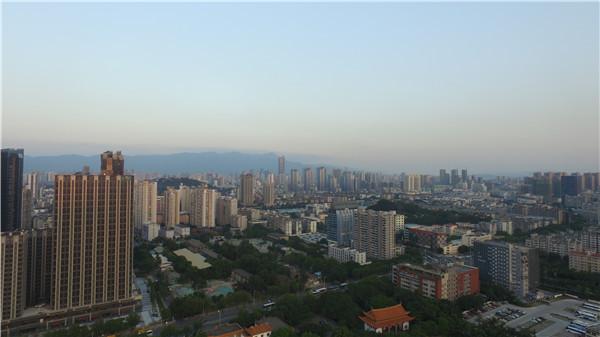 做好城镇老旧小区改造 探索物业管理新模式