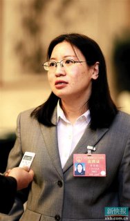 将物业企业纳入社区治理体系 借互联网平台加强居民组织建设