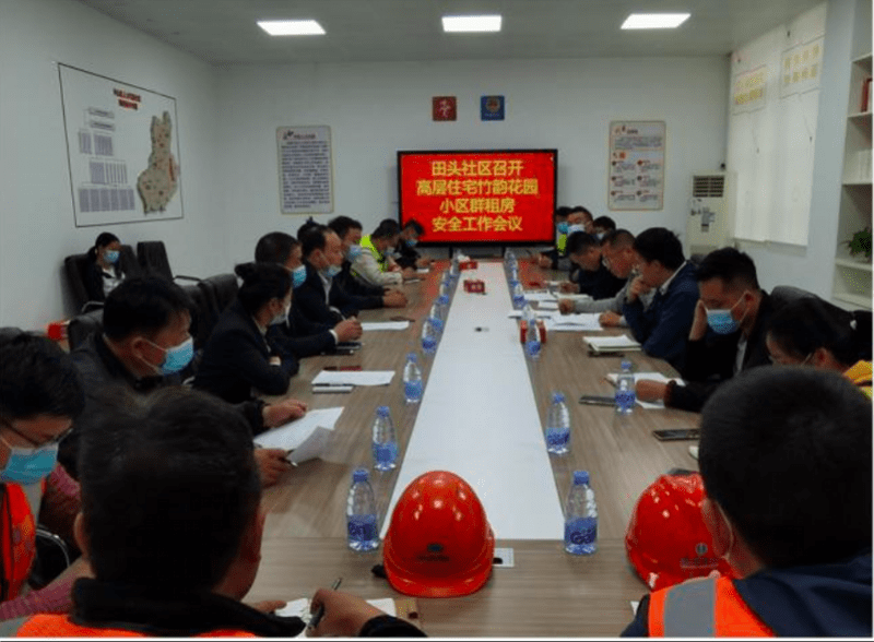 议事会+物业服务企业，深圳石井为保障房小区管理破题