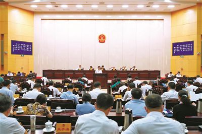 修订后的《宁波市住宅小区物业管理条例》获表决通过