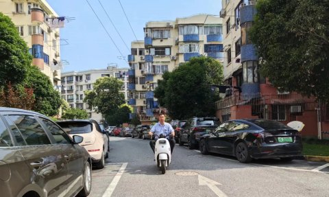 上海虹口三小区联合“团购”物业，不增加物业费享受品牌服务