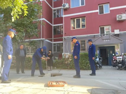 昌平区消防救援支队深入辖区住宅小区开展专项检查